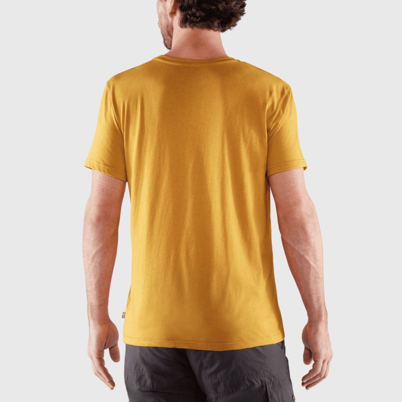 Fjallraven_Logo_T-shirt_M_87310-160_D_MODEL_FJR