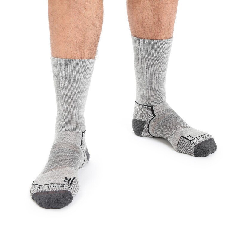 Icebreaker-Men-Hike_-Light-Crew-105103017_2 (3)